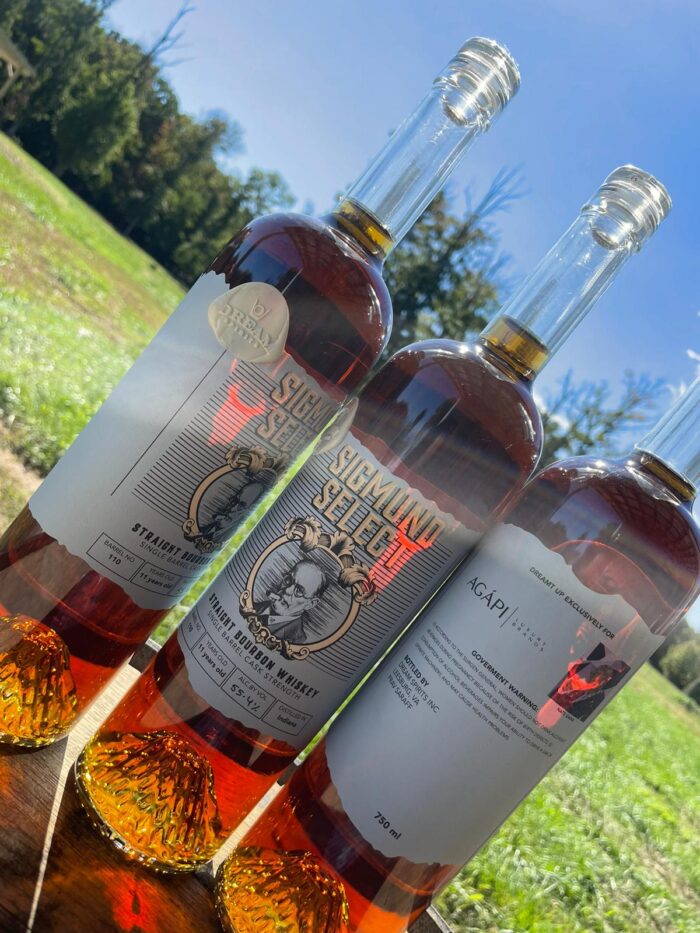 Dream Spirits Sigmund Select 11 Years Old Bourbon - Image 1