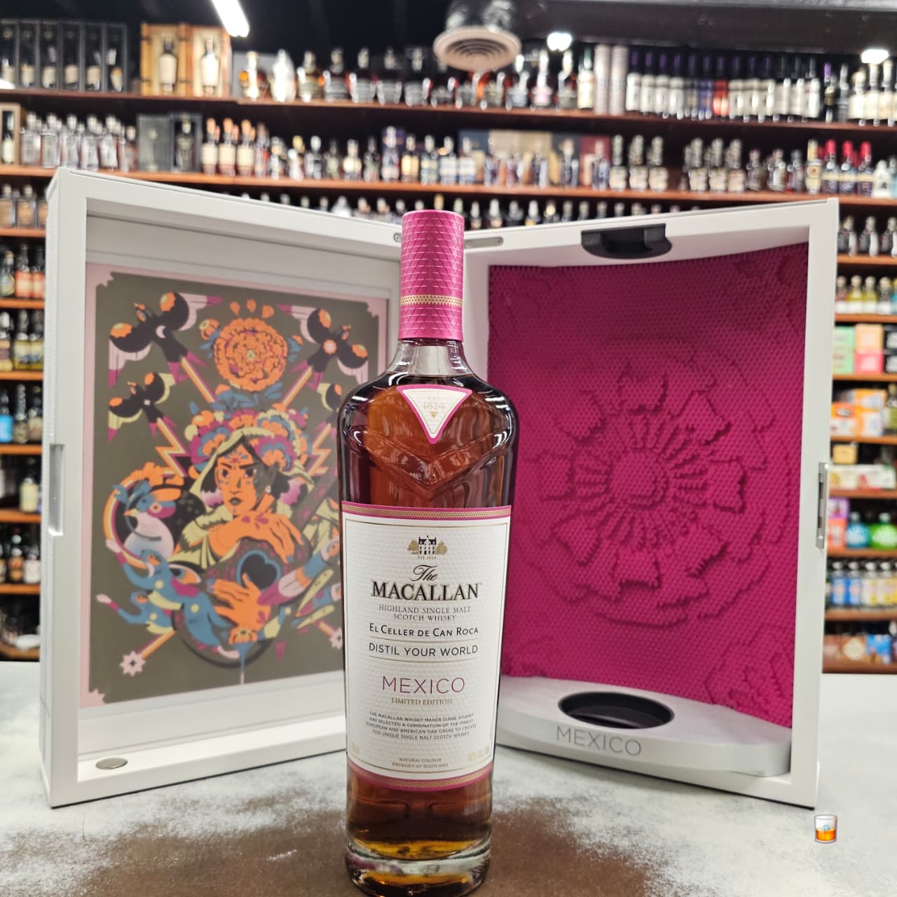 Macallan Distil Your World Mexico Edition 03 Macallan Distil Your World Mexico Edition - Image 1